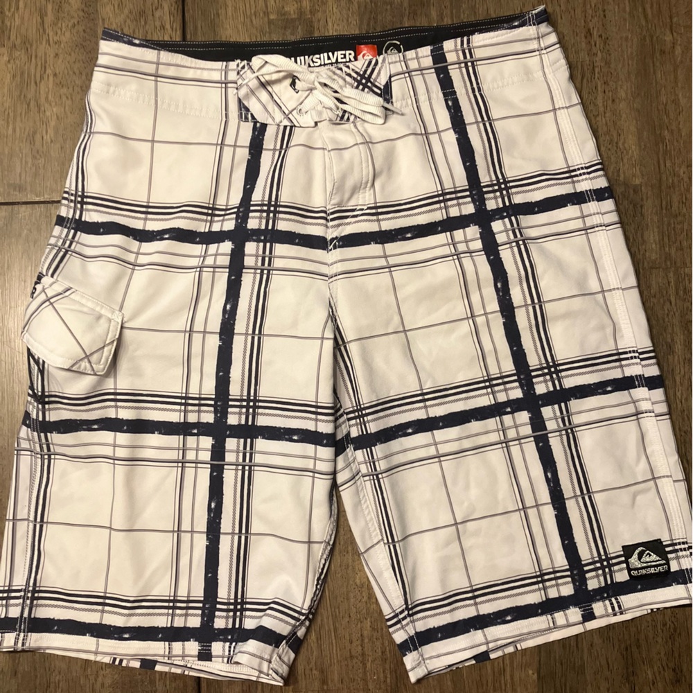 Quiksilver Blue and White Board Shorts Timeless Plaid Design